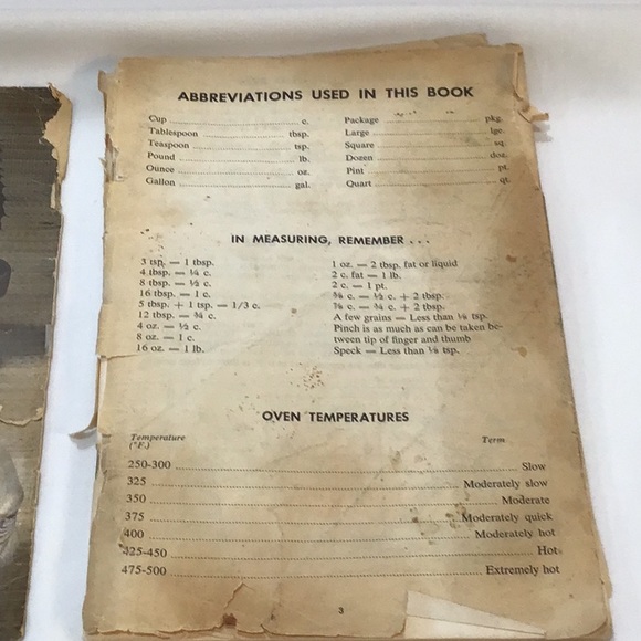 Very vintage Ground Beef Cookbook well used condition - Picture 3 of 5